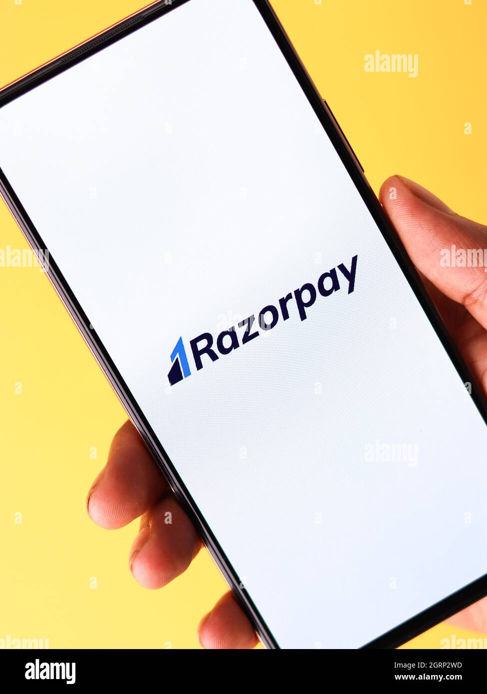 West Bangal, Indien - 28. September 2021 : Razorpay-Logo auf Telefonbildschirm Stock Bild. Stockfoto