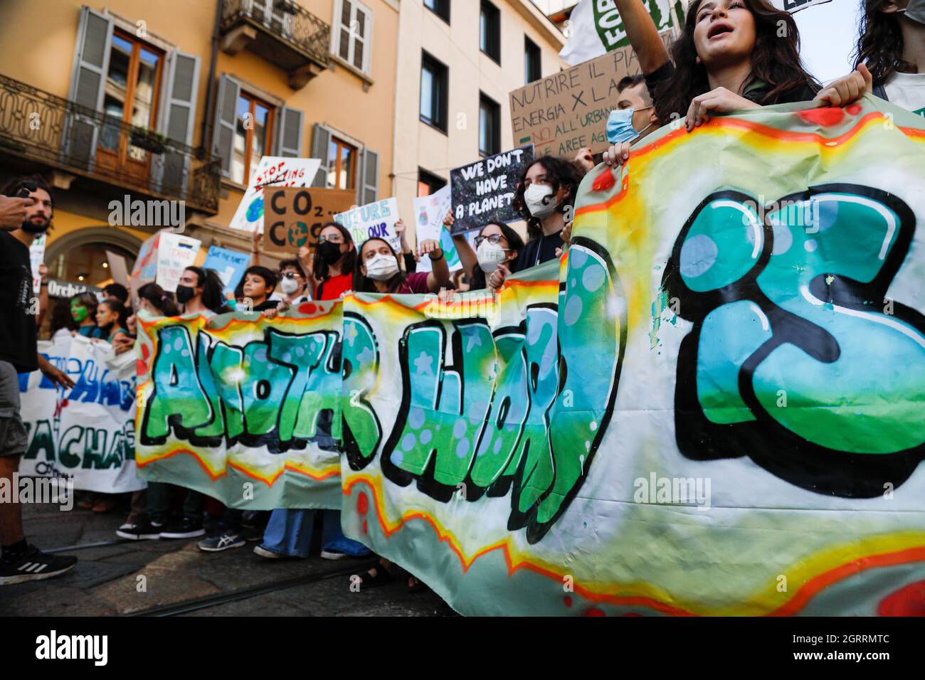 Mailand, Italien. Oktober 2021. 2021 1. Oktober, Mailand, Italien - Freitag für zukünftiges Treffen. Wir haben keinen Planeten B Kredit: Marco Ciccolella/Alamy Live News Stockfoto