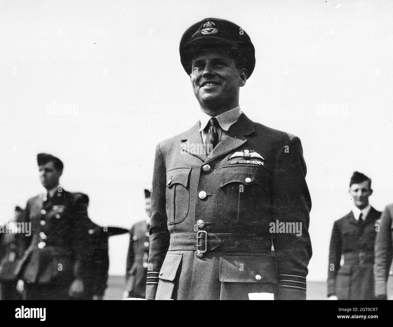 Wing Commander Guy Gibson zeichnete Victoria Cross für den Dambusters-Angriff aus Stockfoto
