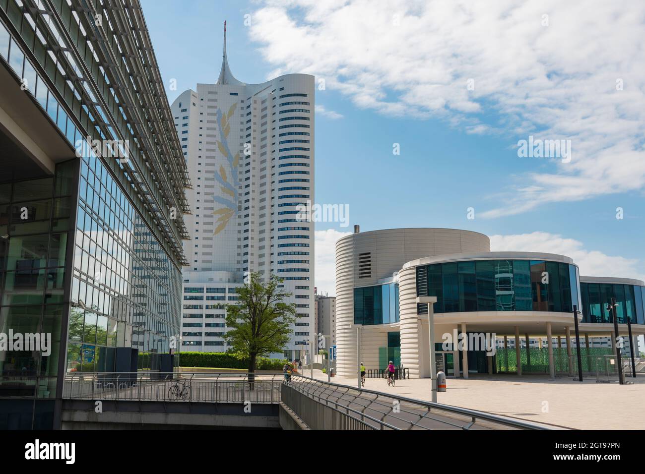 01 Juni 2019 Wien, Österreich - Donaucity Wien. Das Vienna International Center ist ein Komplex mit Wolkenkratzern, einem großen Geschäftszentrum an der Donau Stockfoto