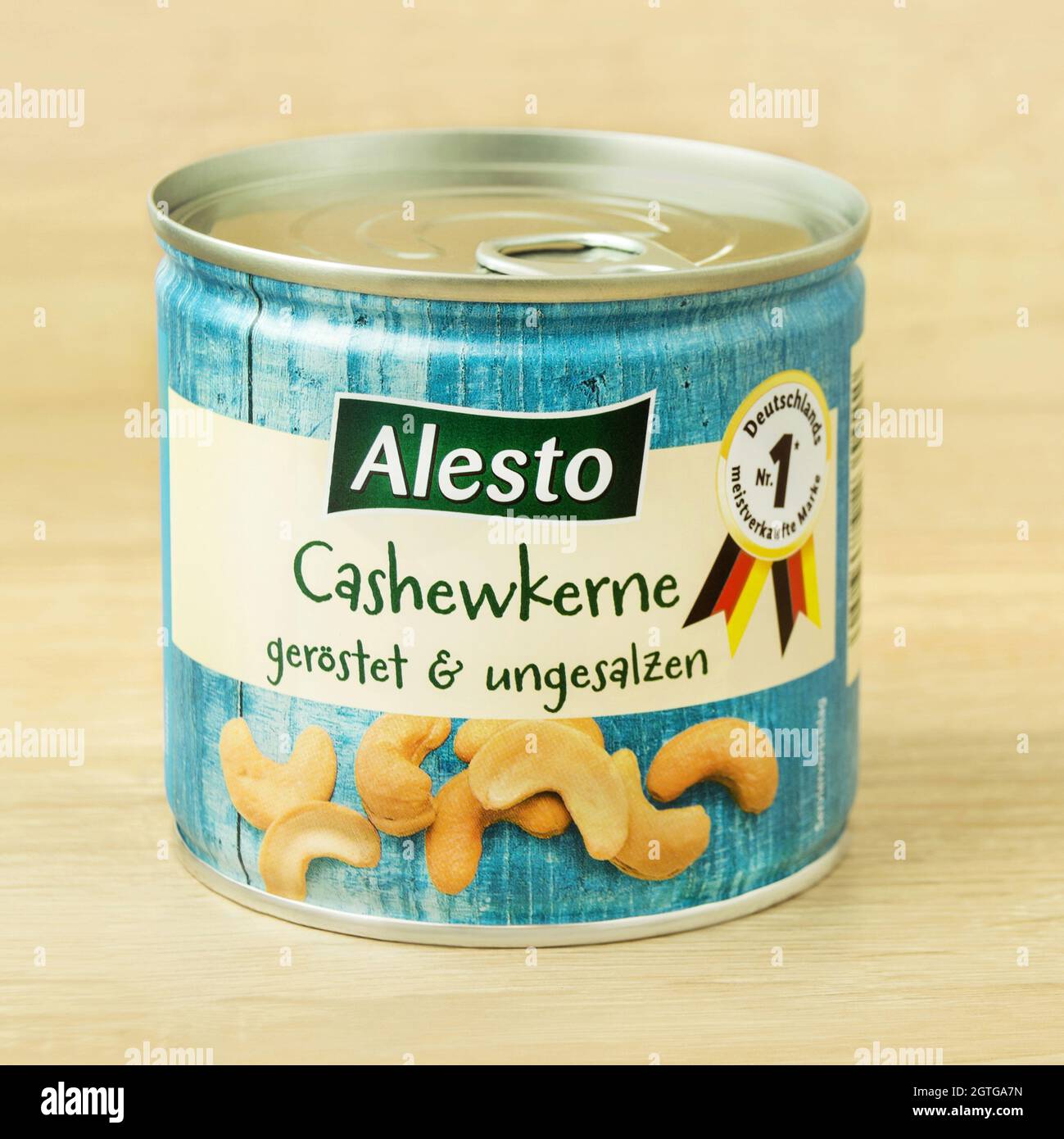 Hamburg, Deutschland - 2. August 2021: Alesto Cashewkerne Cashew Nuts Stockfoto