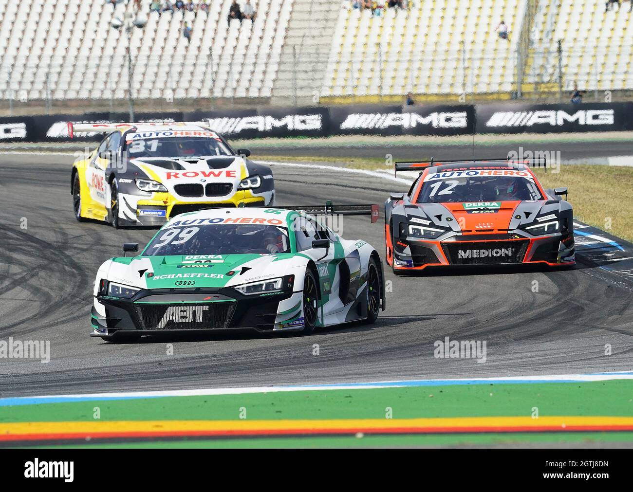 02.10.2021, Hockenheimring, Hockenheim, DTM 2021, Hockenheimring, 01.10. - 03.10.2021, im Bild Sophia Florsch (DEU # 99), Team ABT Sportsline, Dev Gore (USA # 12), Team Rosberg, Sheldon van der Linde (ZAF # 31), Rowe Racing Stockfoto