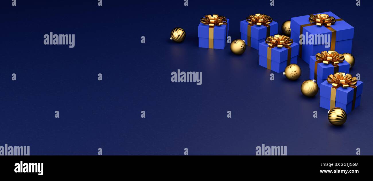Blaue Geschenkschachteln mit goldenem Band und Schleife und weihnachtskugeln auf blauem Steinhintergrund. Speicherplatz kopieren Stockfoto