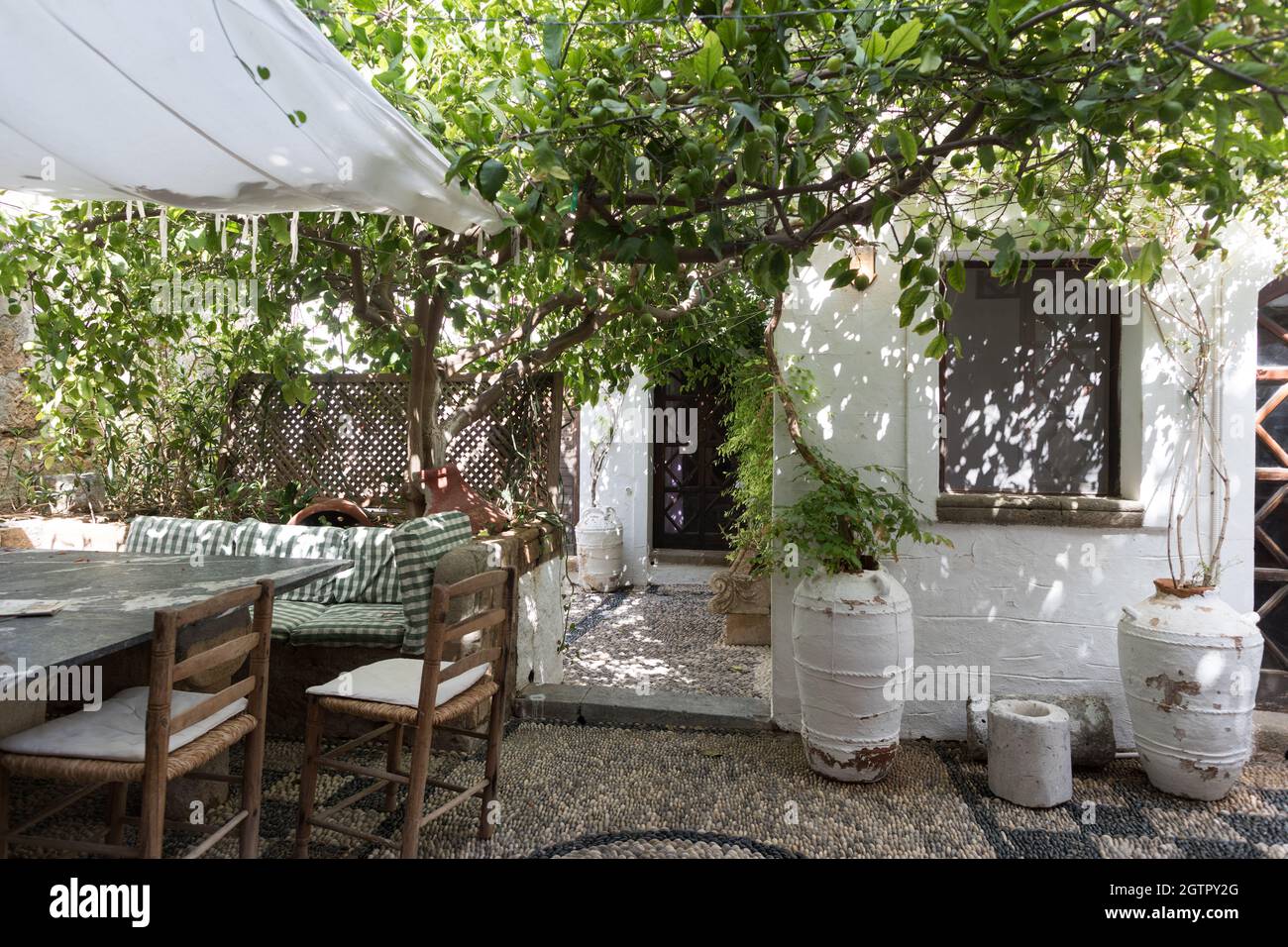 Eine traditionelle Villa Lindos Rhodos griechische Inseln Griechenland Stockfoto