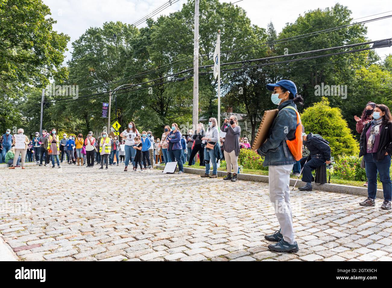 Kundgebung für Abtreibungsjustiz im Rathaus. Acton, Massachusetts. Oktober 2021. Stockfoto