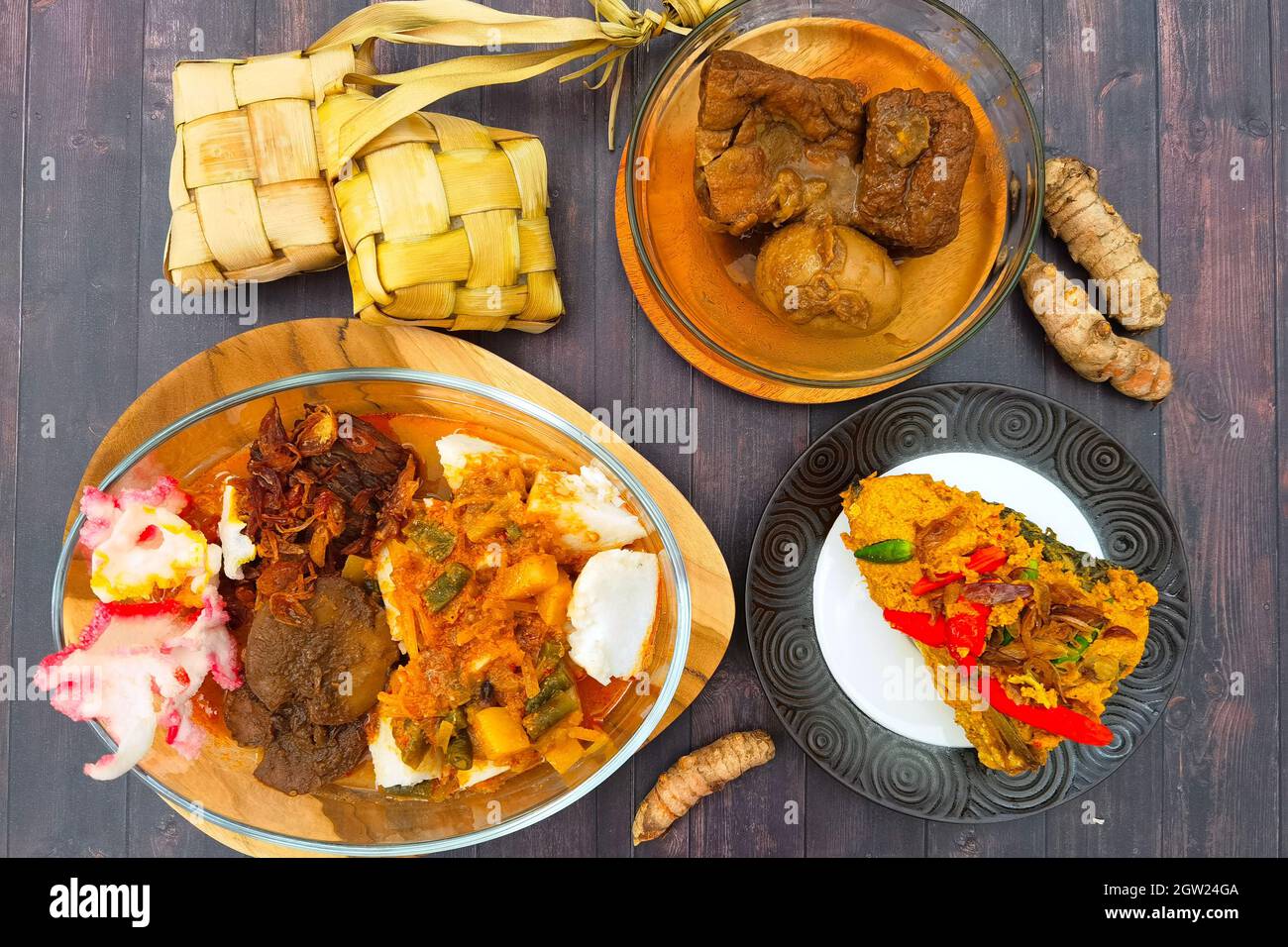 Ketupat Betawi, traditionelle Küche Indonesiens Stockfoto