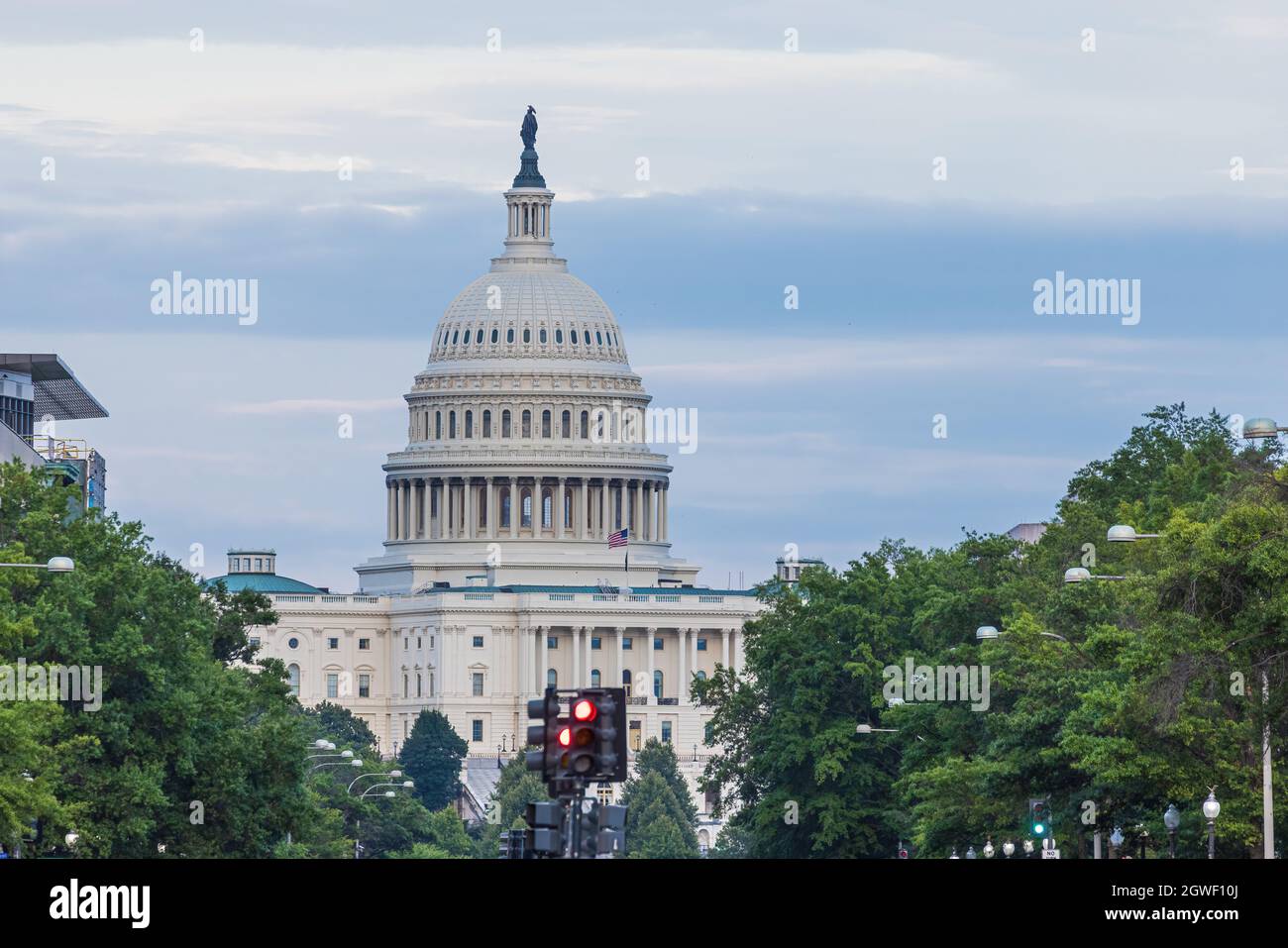 WASHINGTON DC, USA 15. AUGUST 2021: Pennsylvania Avenue mit dem US Capitol Hill am Ende der Straße, Stockfoto