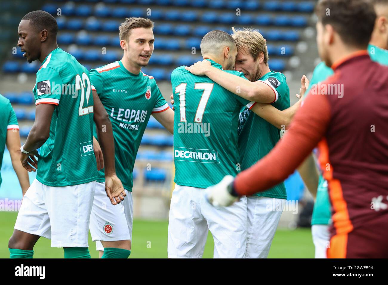 Ayyoub Allach von Virton feiert am Sonntag, den 03. Oktober 2021 in B, nach einem Treffer bei einem Fußballspiel zwischen Waasland-Beveren und Royal Excelsior Virton Stockfoto