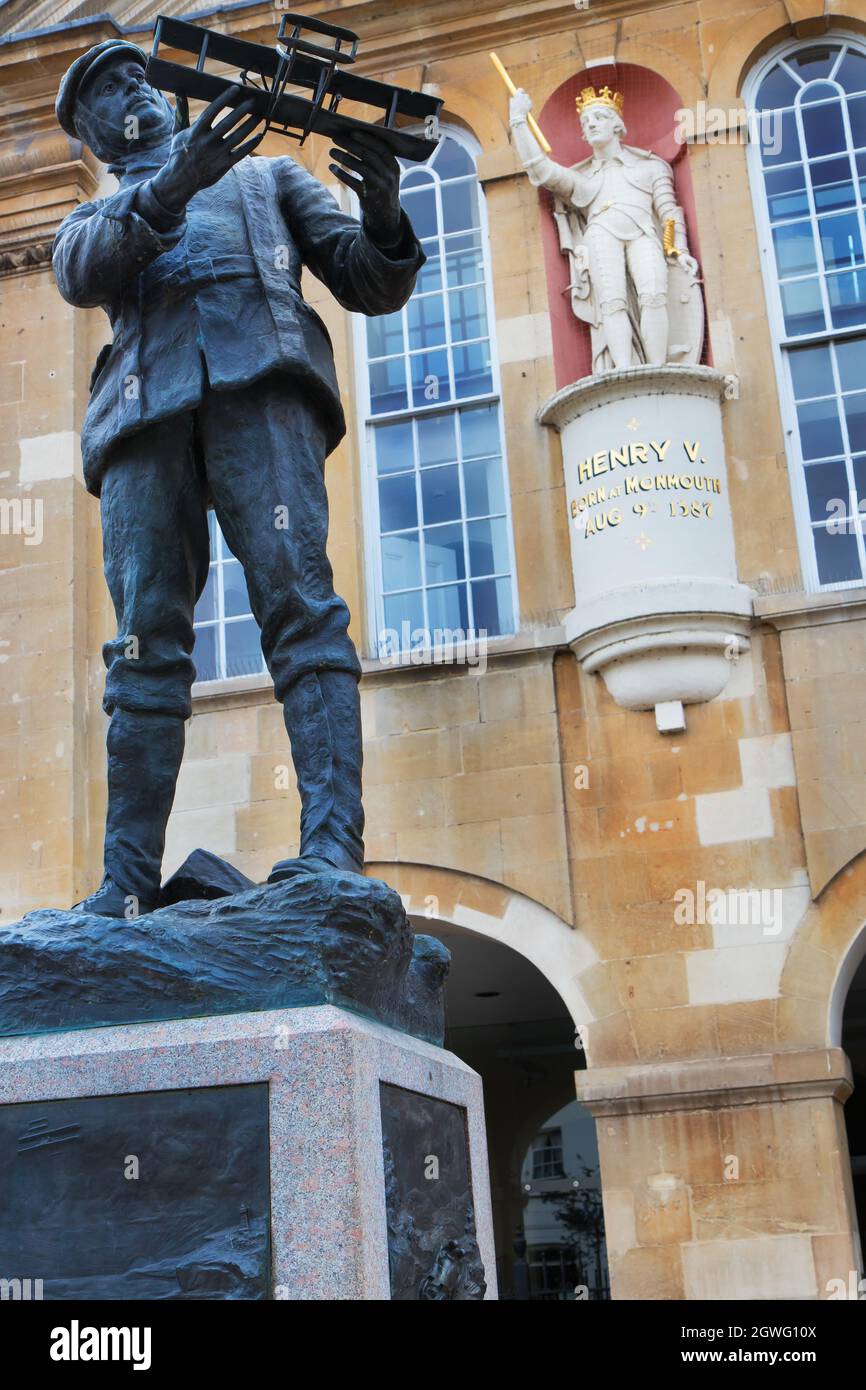 Charles Rolls und Henry V. Agincourt Square, Monmouth, South Wales Stockfoto