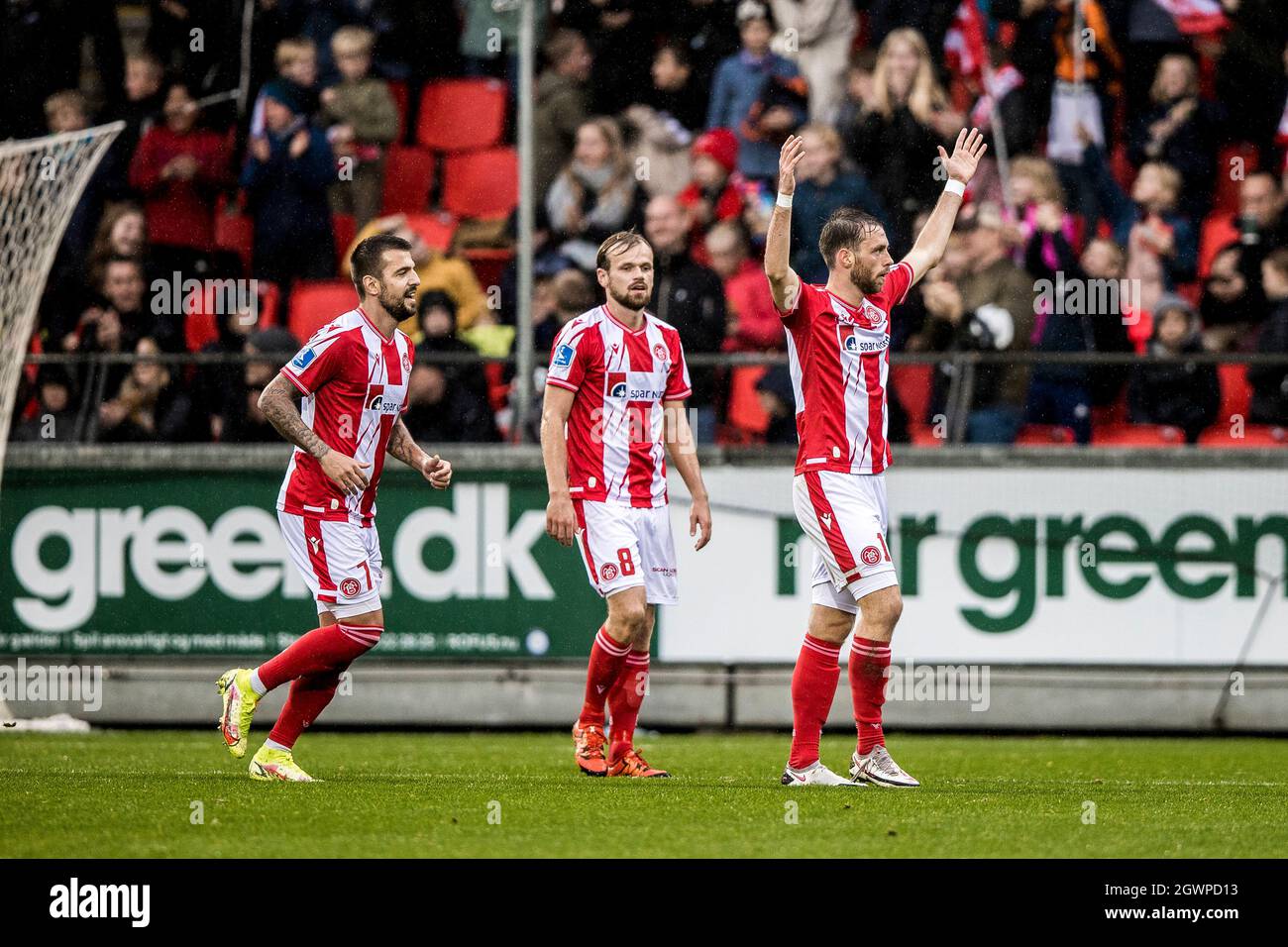 Aalborg, Dänemark. Oktober 2021. Louka Prip (18) von AAB erzielt beim 3F Superliga-Spiel zwischen Aalborg Boldklub und Soenderjyske im Aalborg Portland Park in Aalborg 3-0 Punkte. (Foto: Gonzales Photo/Alamy Live News Stockfoto