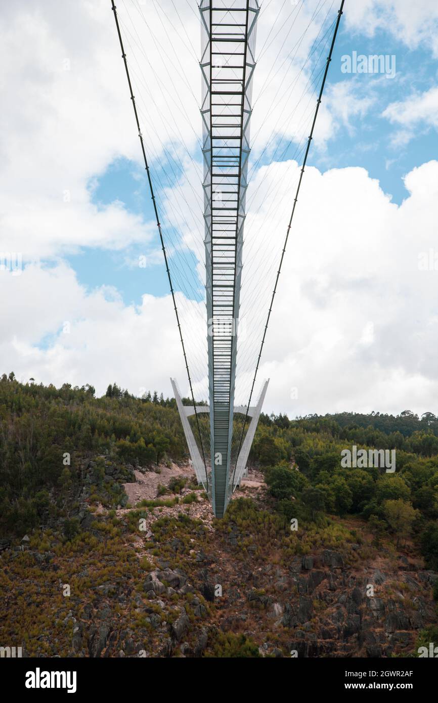 Die längste Fußgängerbrücke der Welt in Passadiços do Paiva im Geopark Arouca Stockfoto