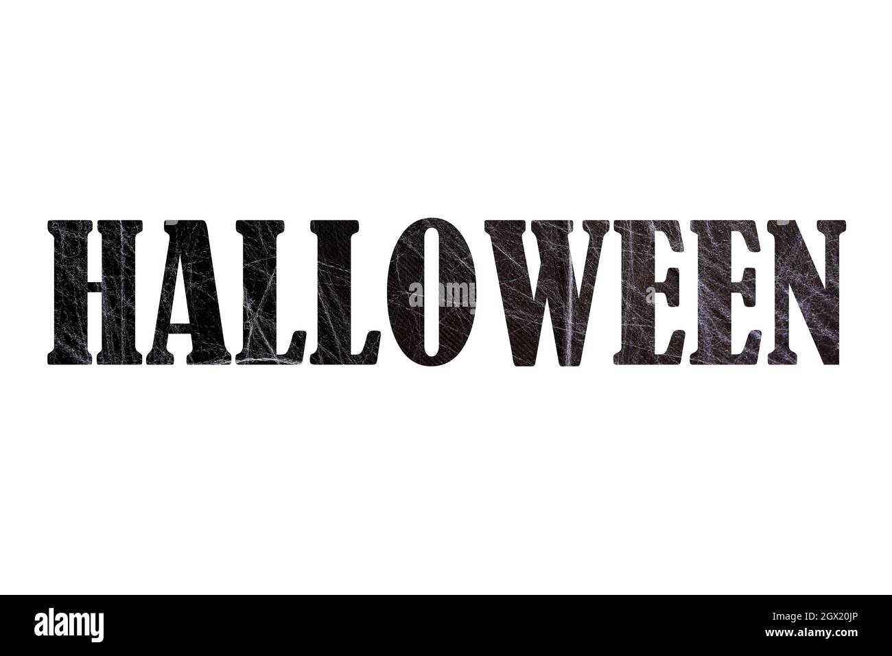 Word Halloween aus Spinnennetz auf schwarzem Hintergrund isoliert auf weiß Stockfoto