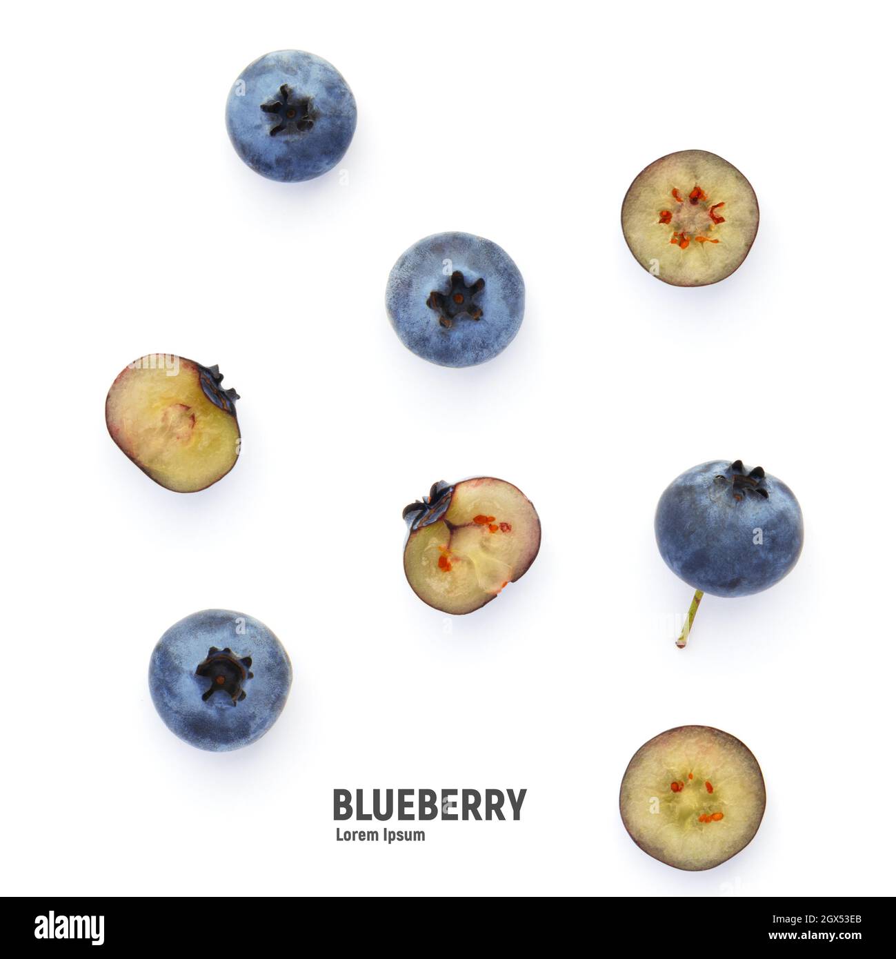 Frische Heidelbeeren isoliert auf weißem Hintergrund. Schneiden und ganze Heidelbeere. Draufsicht. Stockfoto