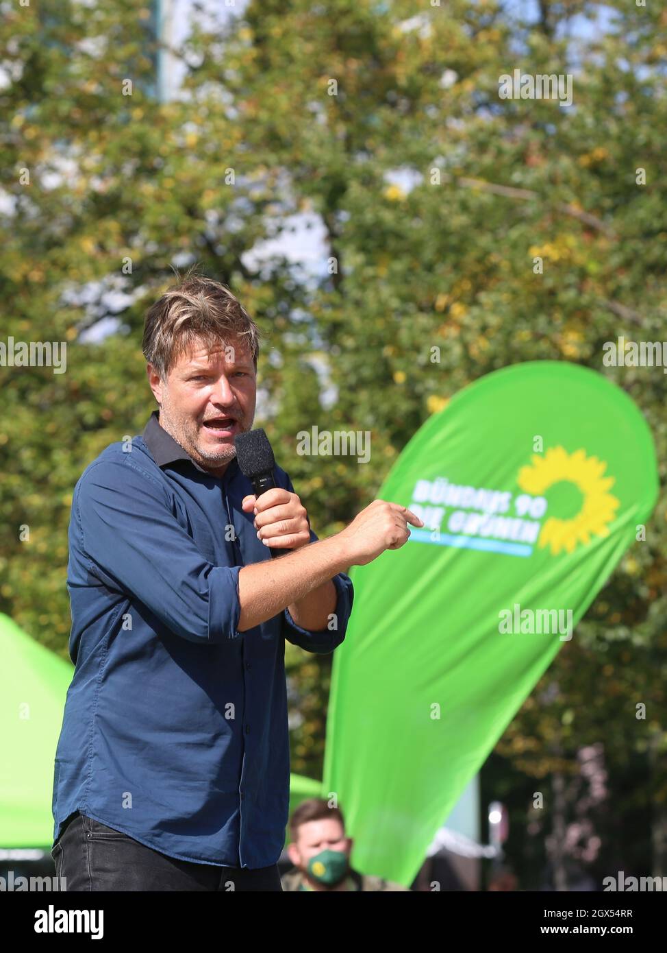 Der deutsche Politiker Robert Habeck von der Bündnis 90 die Grünen Partei bei einer Wahlkampfveranstaltung am 3. September 2021 in Magdeburg Stockfoto