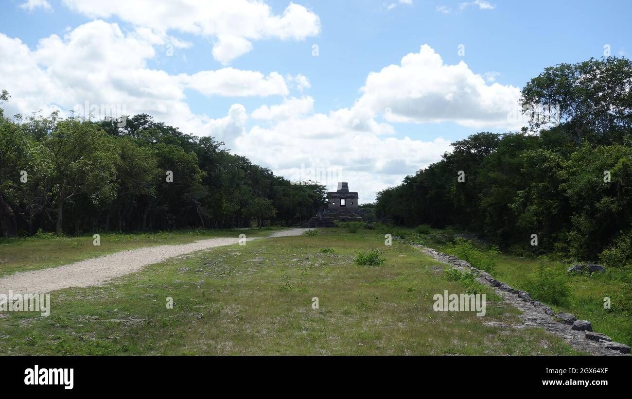 Archäologische Stätte der Maya Dzibilchaltun, das Haus der sieben Puppen Stockfoto