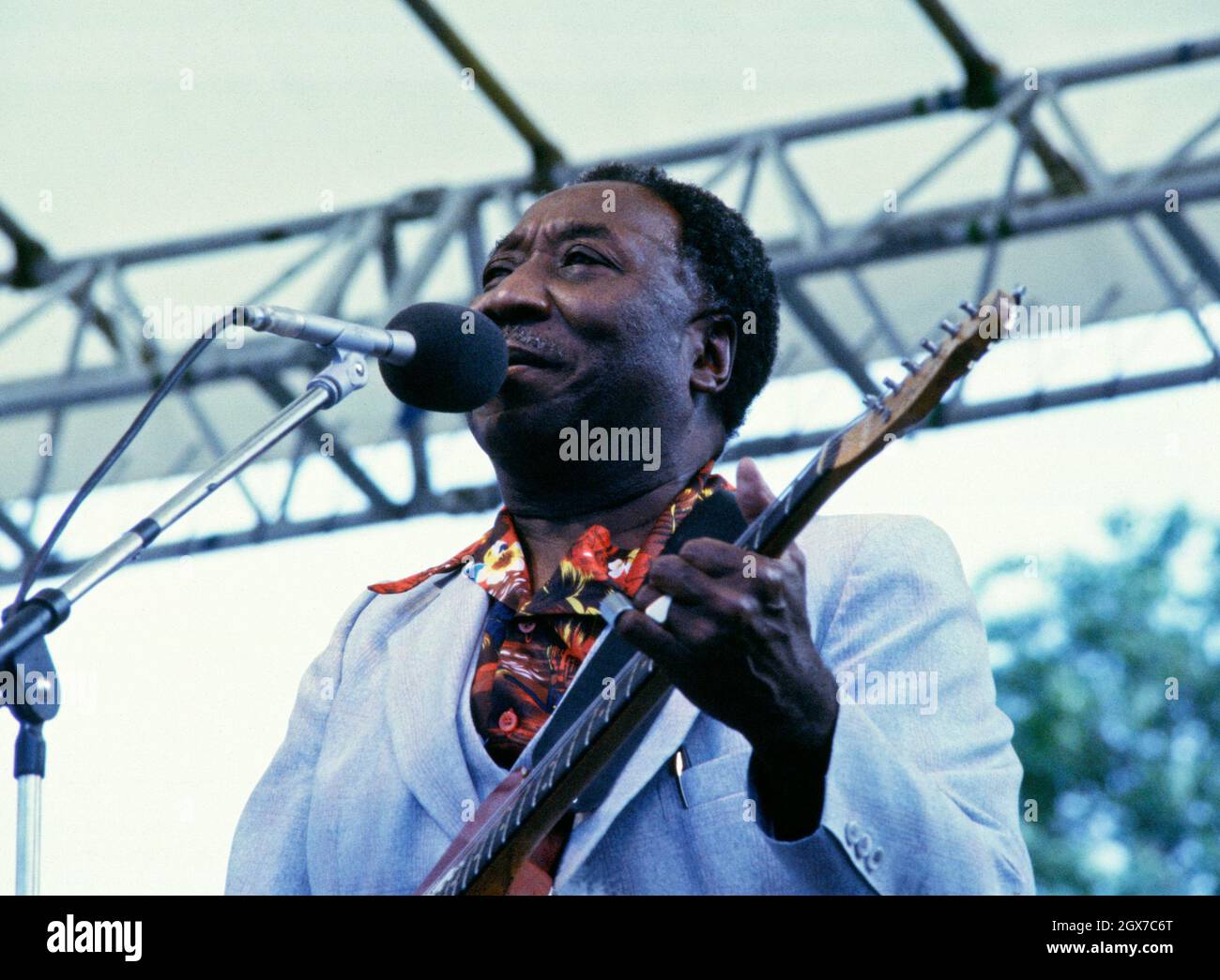 Der amerikanische Bluesman Muddy Waters trat im Juli 1981 beim Capital Radio Jazz Festival in Knebworth, England, auf. Stockfoto