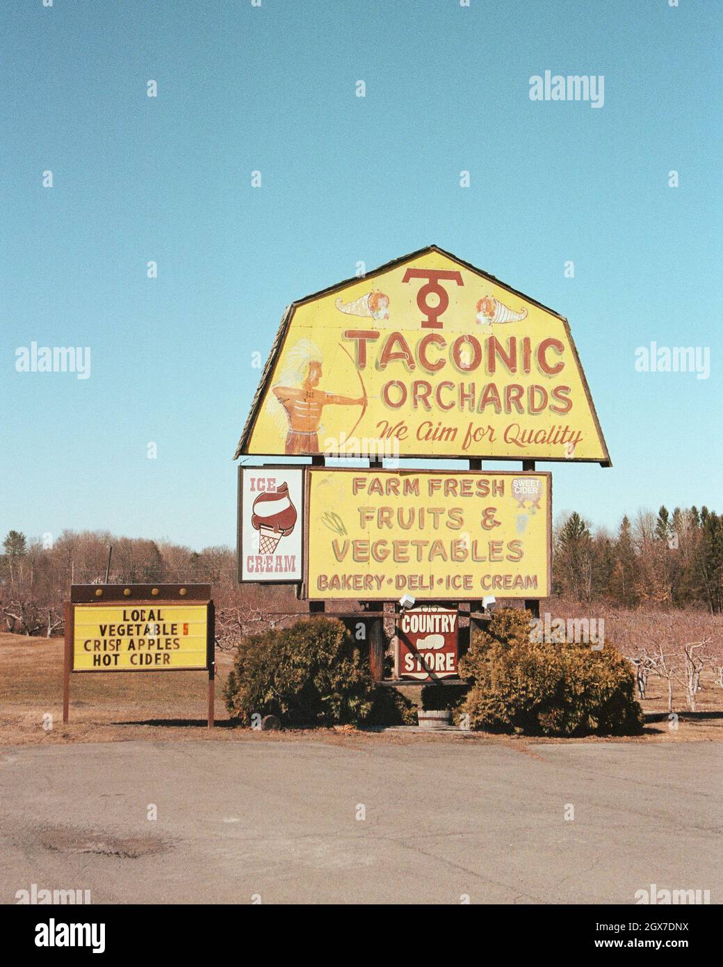 Taconic Orchards Schild, nahe Hudson, New York Stockfoto