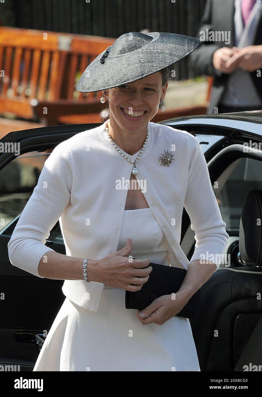 Lady Sarah Chatto nimmt am 30. Juli 2011 an der königlichen Hochzeit von Zara Phillips mit Mike Tindall im Canongate Kirk in Edinburgh Teil. Stockfoto