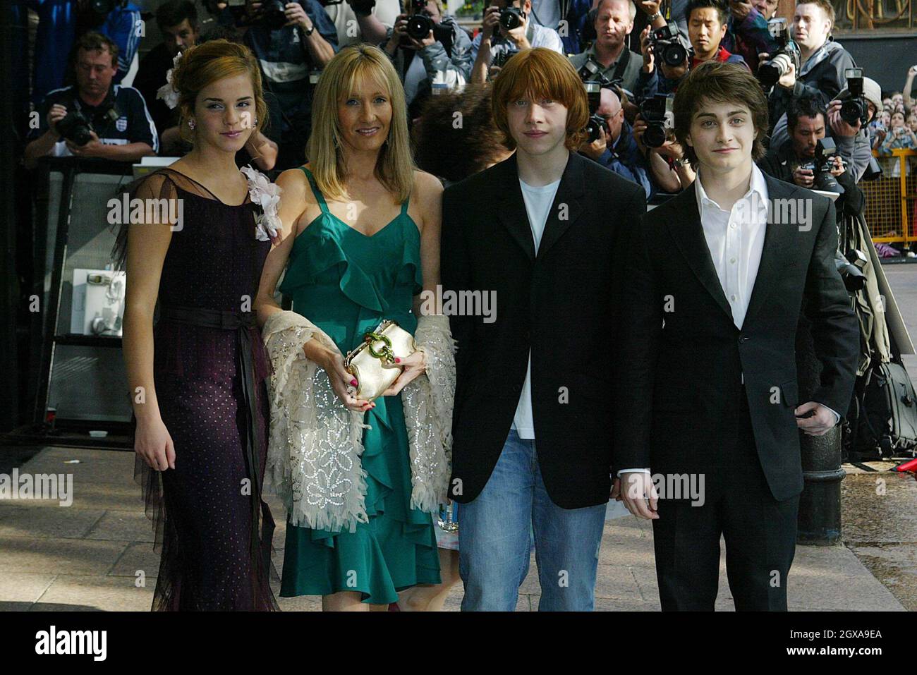 Emma Watson, J K Rowling, Rupert Grint und Daniel Radcliffe kommen zur britischen Premiere von Harry Potter und der Gefangene von Azkaban, die im Odeon am Leicester Square in London stattfand Stockfoto