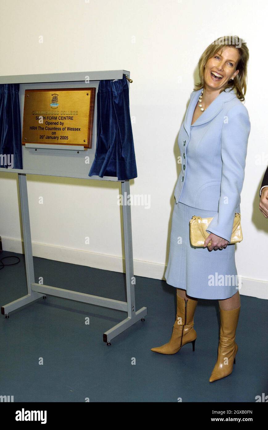 Sophie, Gräfin von Wessex, die heute ihren 40. Geburtstag feiert, eröffnet das neue Sixth Form Center am Collingwood College in Camberley, Surrey. Stockfoto