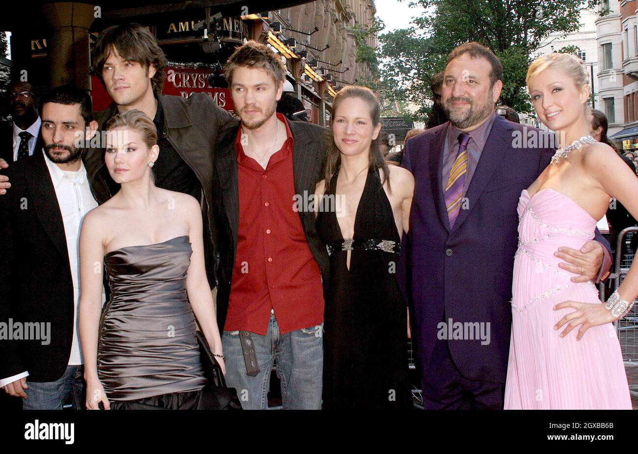 Elisha Cuthbert, Jared Padalecki, Chad Michael Murray, Paris Hilton , Jaume Collet-Serra und Joel Silver bei der britischen Vorführung von House of Wax, die im Londoner Vue-Kino stattfand. Stockfoto