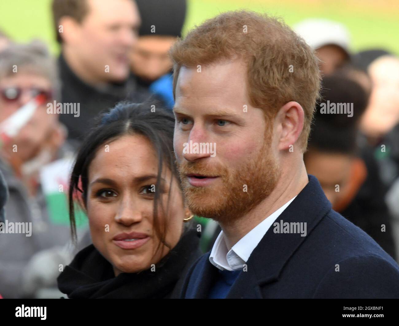 Prinz Harry und Meghan Markle treffen die Öffentlichkeit, wenn sie am 18. Januar 2018 Cardiff Castle in Wales besuchen Stockfoto
