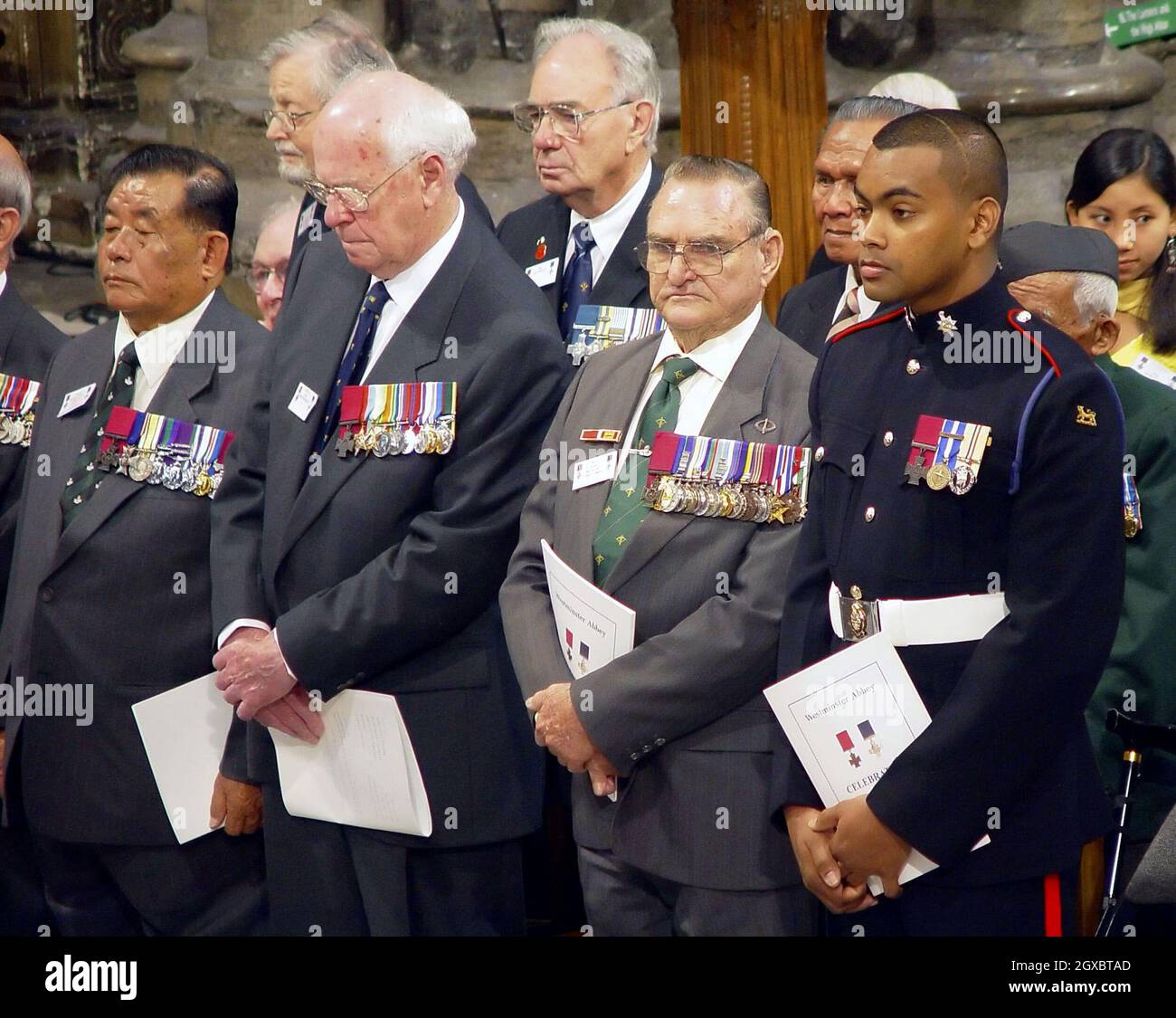 Die Empfänger von Victoria Cross, Rambahadur Limbu, John Alexander Cruickhank, Keith Payne und Private Johnson Beharry, nehmen Teil. Stockfoto