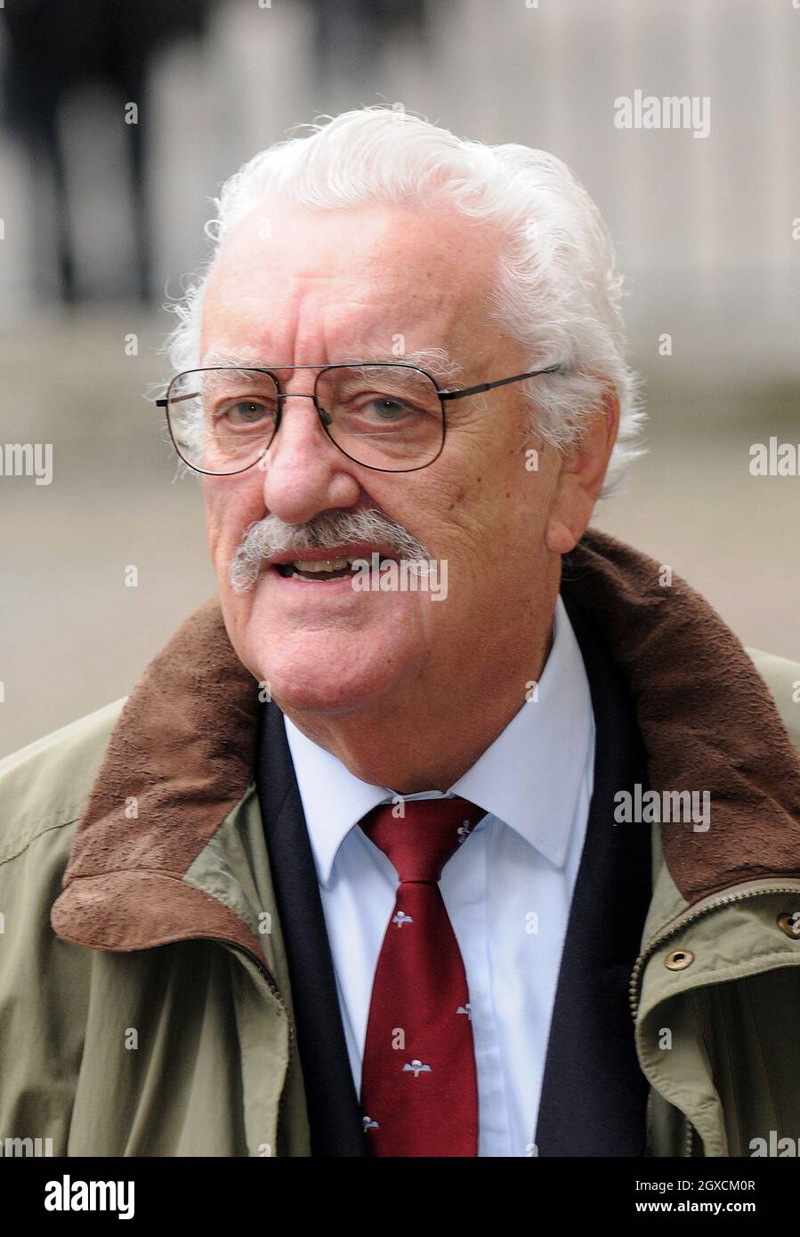 Bernard Cribbins trifft bei den Women's Own Children of Courage Awards 2008 in der Wesminster Abbey im Zentrum von London ein. Stockfoto