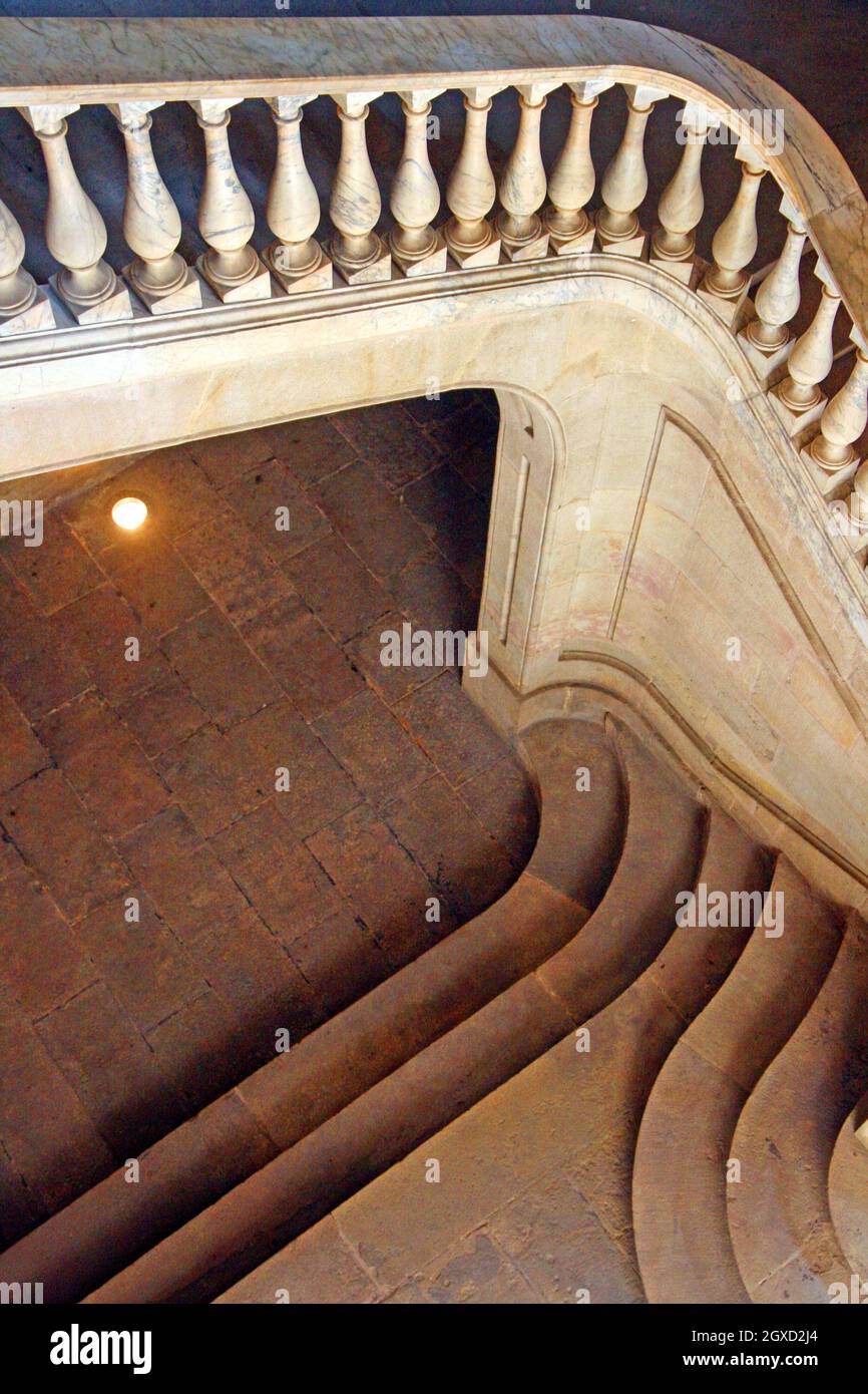 Neoklassizistische Treppe des Palau de la Llotja de Mar, Barcelona, Katalonien, Spanien Stockfoto