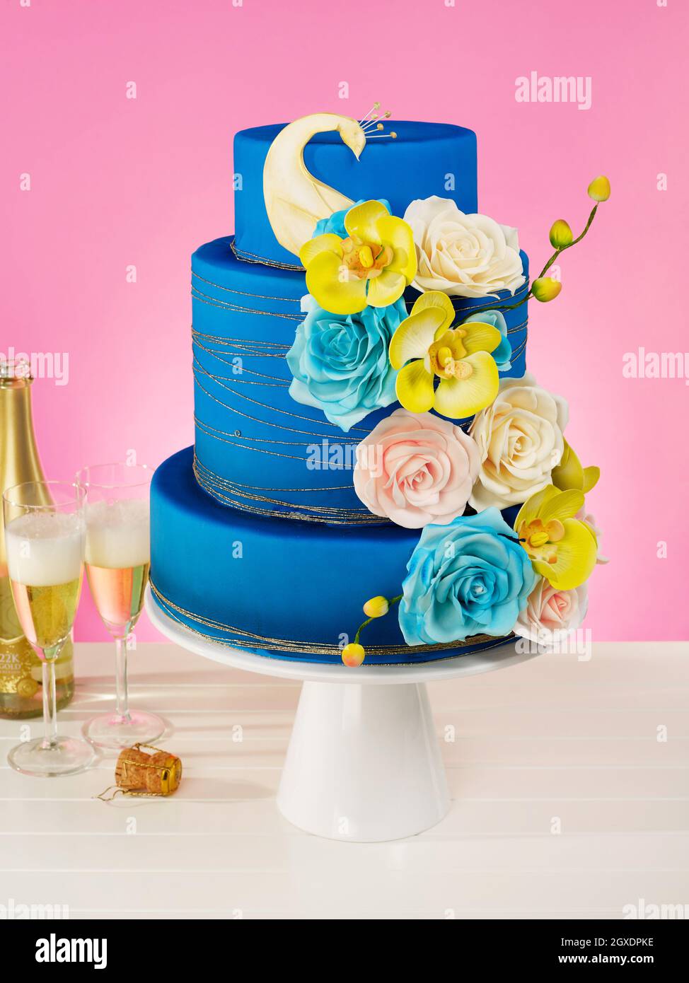 Wunderschöner Blumenkuchen Stockfoto