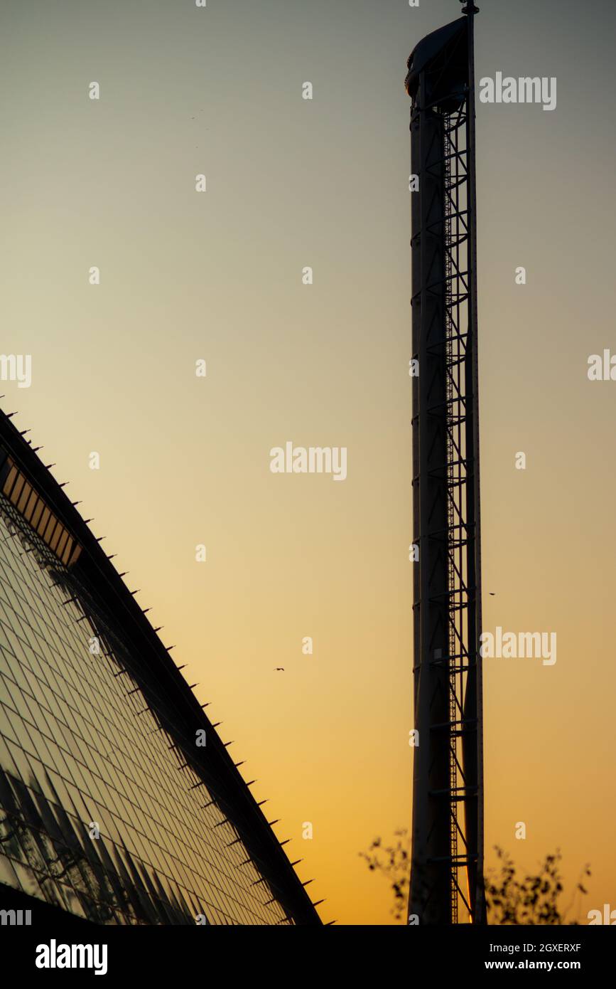 Sonnenuntergang in Glasgow Schottland im Science Center mit Copy Space Stockfoto