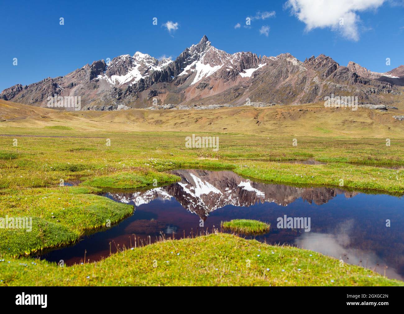 Ausangate Trek Trekking Trail, Ausangate Circuit, Cordillera Vilcanota, Cuzco Region, Peru, peruanische Andenlandschaft, Südamerika Stockfoto