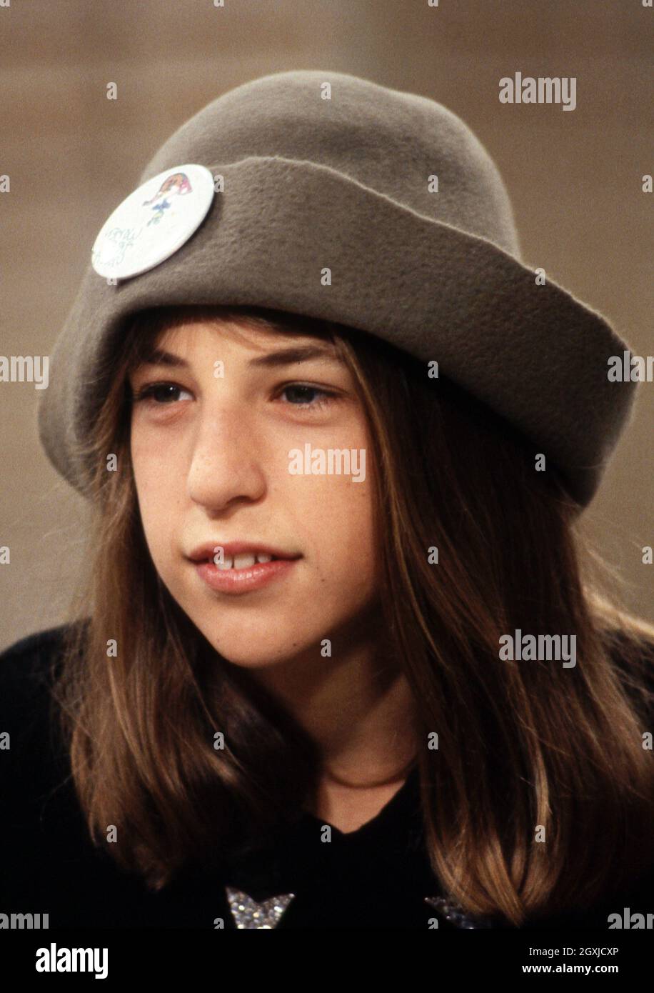 Mayim Bialik um die 1980er Jahre. Quelle Ralph Dominguez/MediaPunch