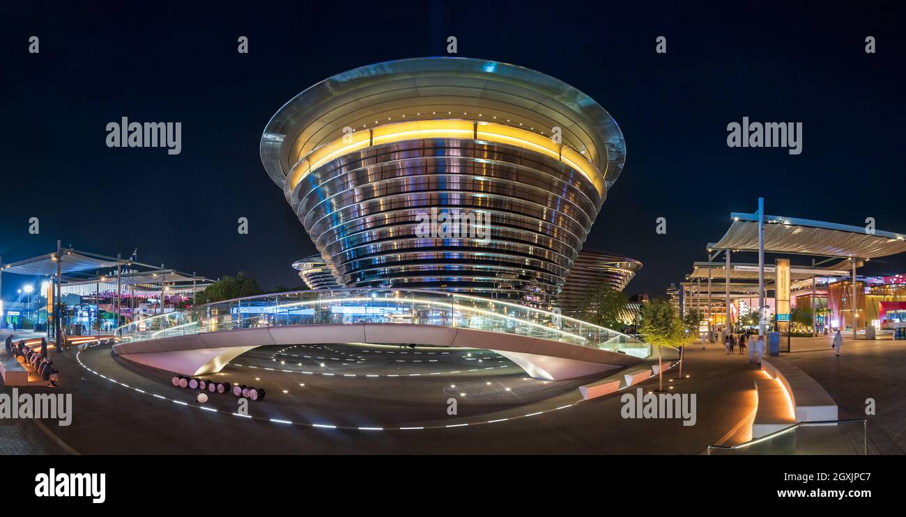 Dubai, Vereinigte Arabische Emirate - 3. Oktober 2020: Alif, The Mobility Pavilion auf der Dubai EXPO 2020 mit einzigartiger Architektur und einzigartigem Design in den Vereinigten Arabischen Emiraten Stockfoto