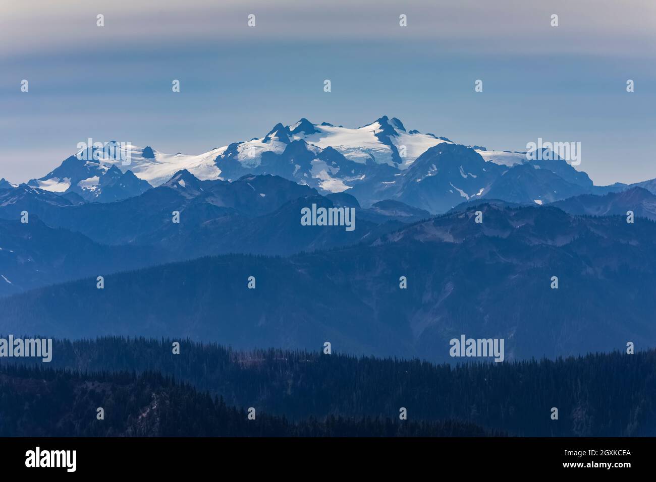 Blick auf den Mount Olympus vom Hindernispunkt des Olympic National Park, Washington State, USA Stockfoto