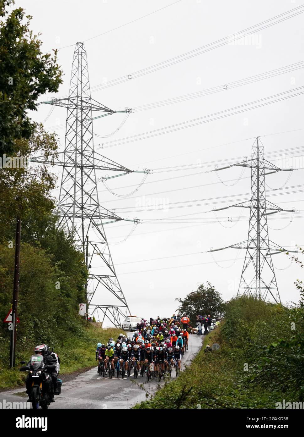 Das Hauptfeld während der zweiten Etappe der AJ Bell Women's Tour in Walsall, Großbritannien. Bilddatum: Dienstag, 5. Oktober 2021. Stockfoto