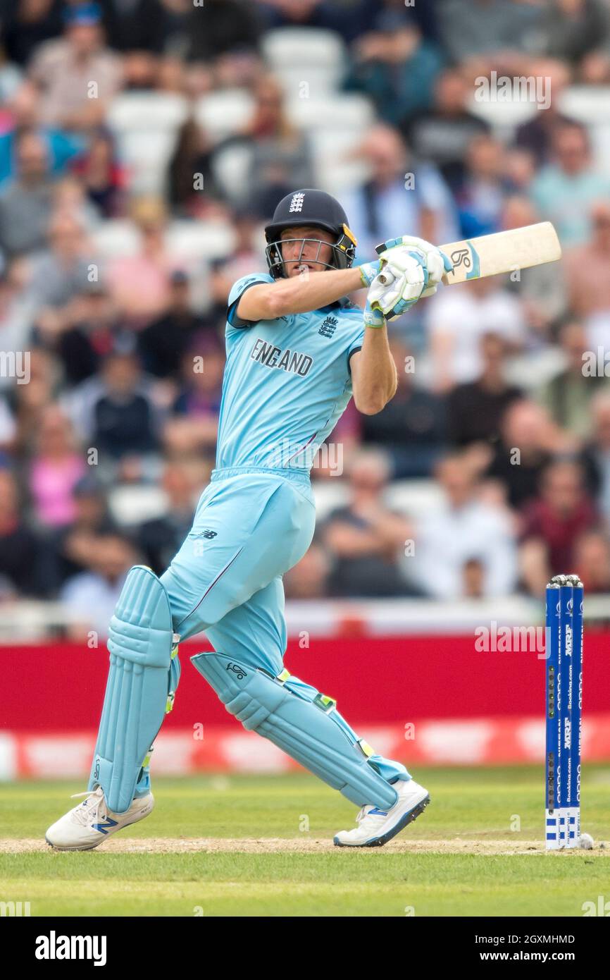 Englands Jos Buttler Fledermäuse Stockfoto