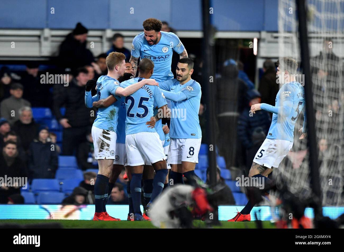 Gabriel Jesus von Manchester City feiert das zweite Tor seiner Seite Des Spiels Stockfoto