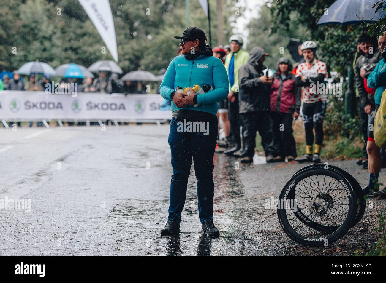 5. Oktober 2021 Frauen Tour. Stufe 2. Walsall zu Walsall. Tropfen, Soigneur. Foto von Simon Gill. Stockfoto