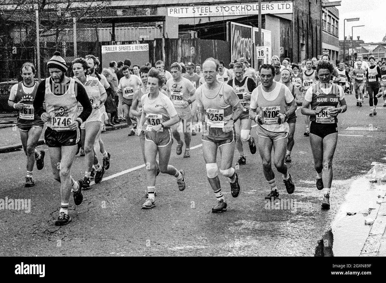 Läufer beim London Marathon 1986 Stockfoto
