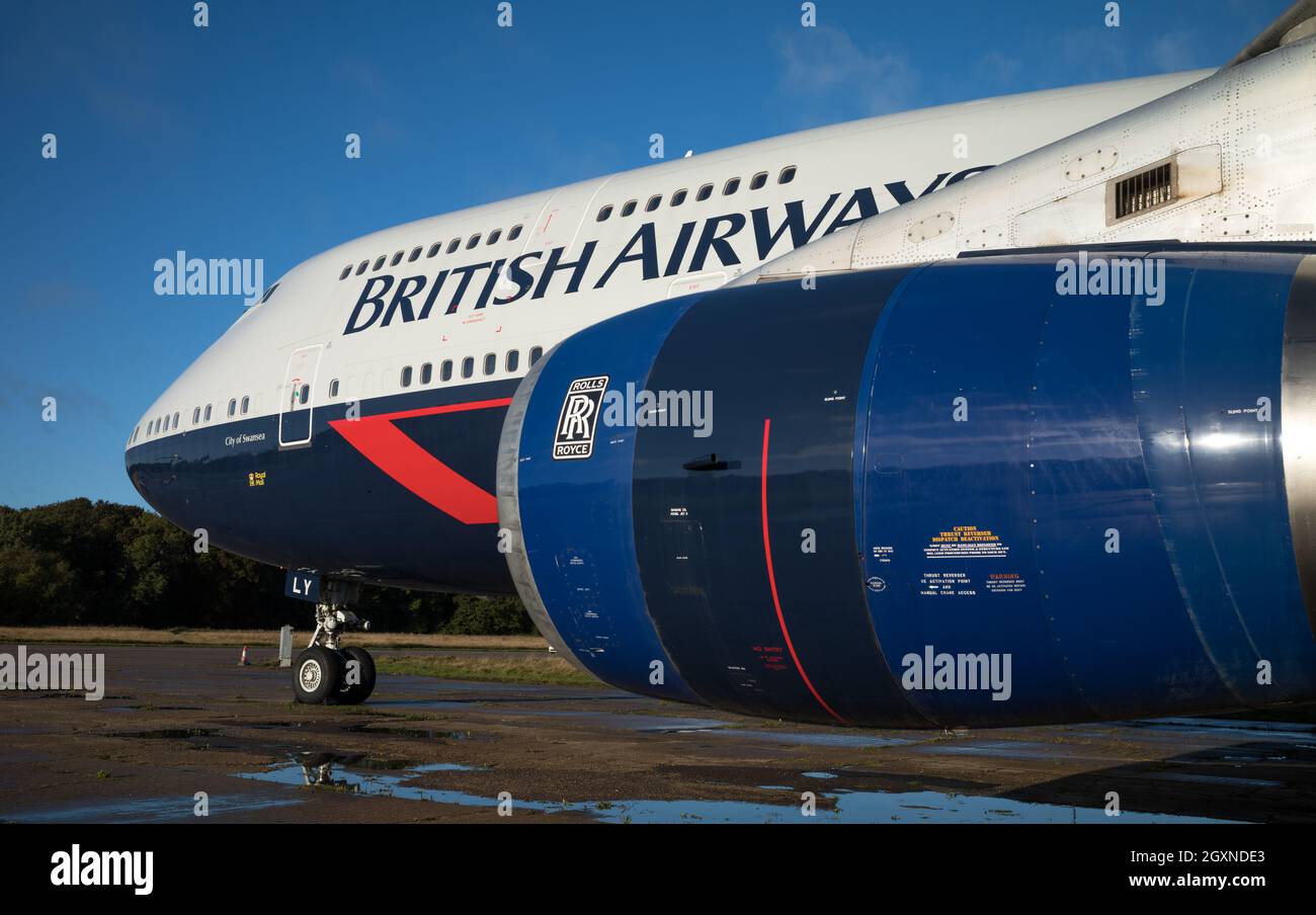 Stillgelegte Boeing 747 G-BNLY von British Airways, geparkt am Flugplatz Dunsfold, Surrey, Großbritannien Stockfoto