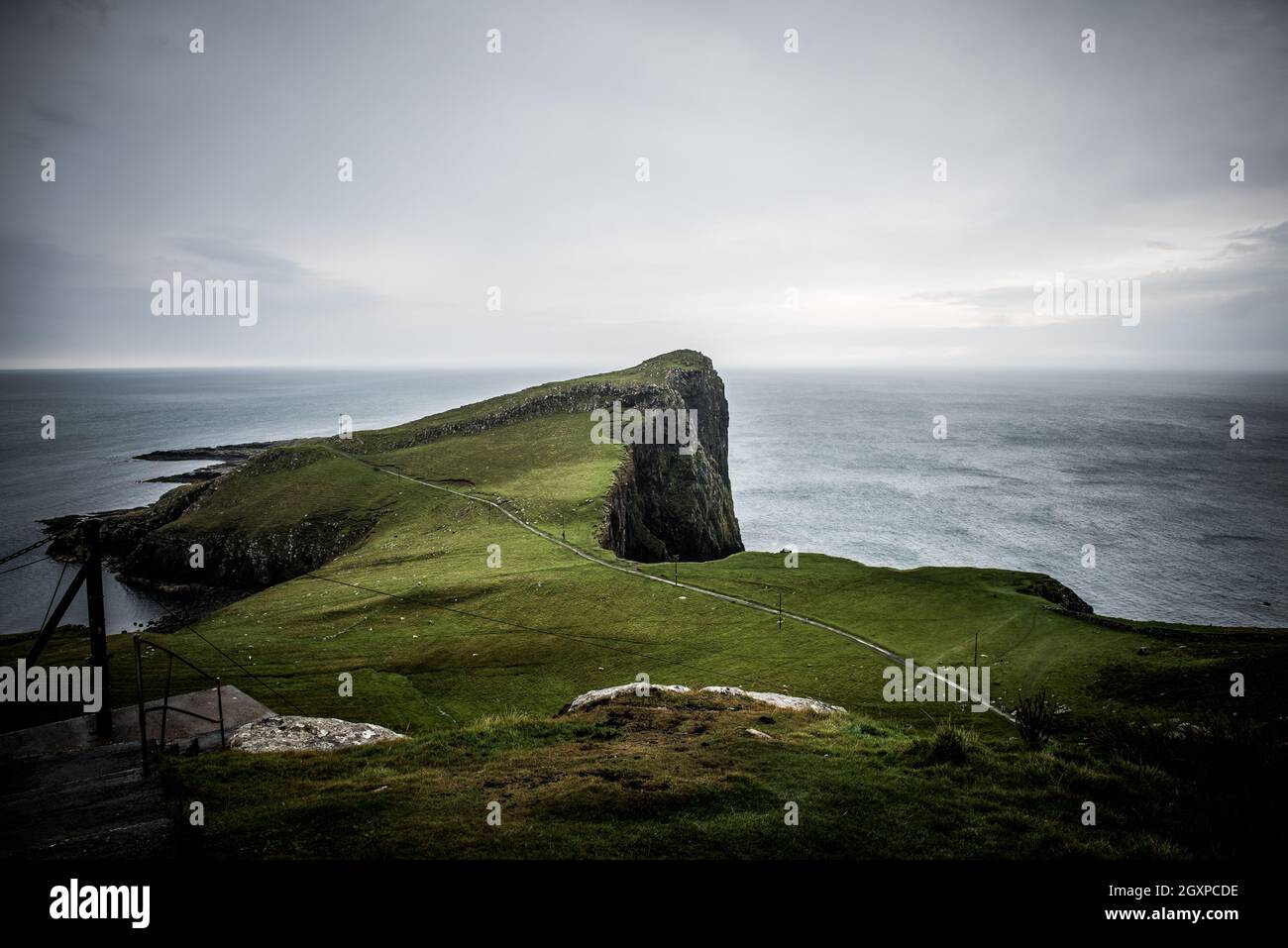 Atemberaubende Landschaften und Meereslandschaften der Inneren Hebriden-Insel Skye Stockfoto