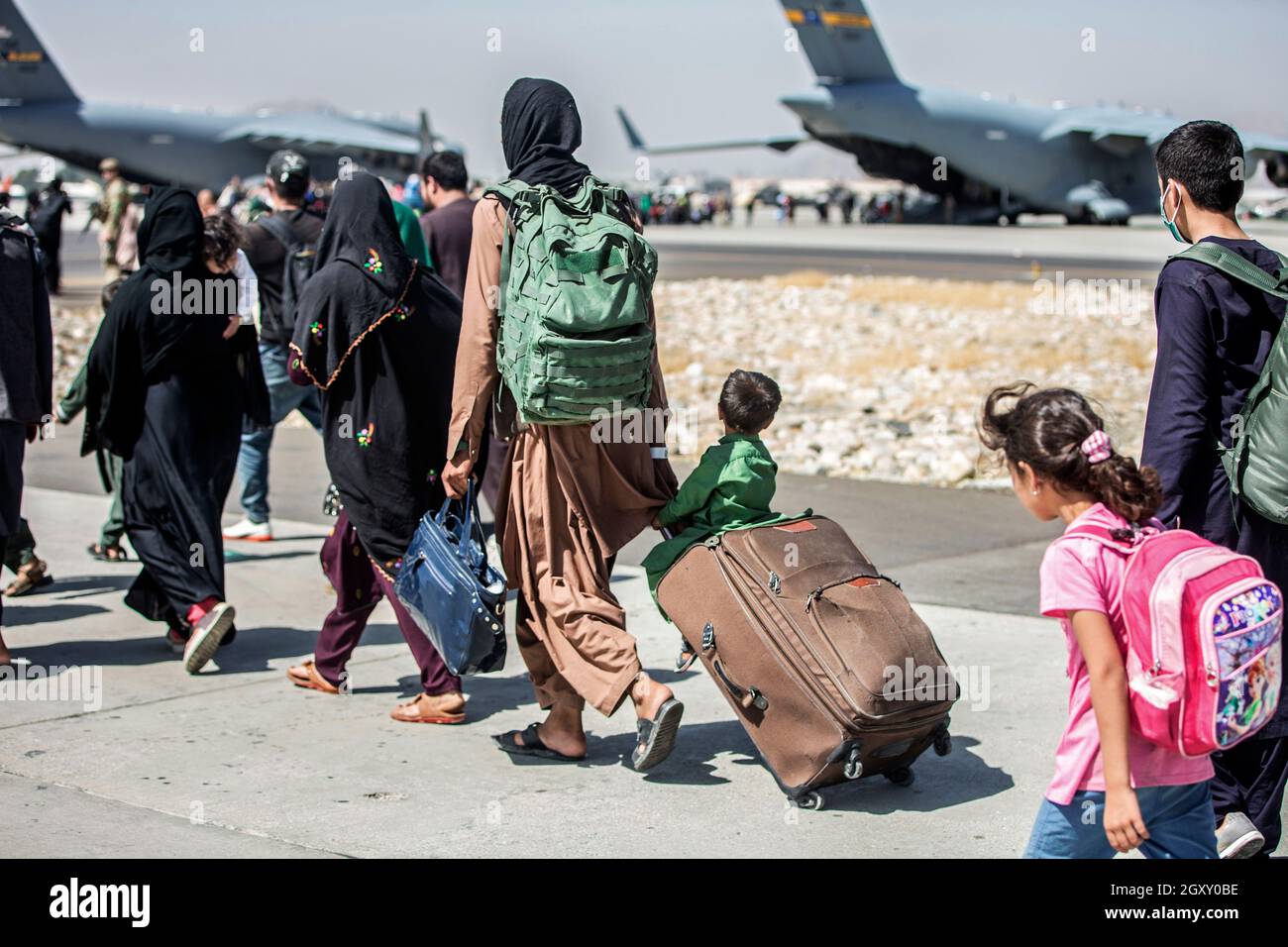Evakuierung am Hamid Karzai International Airport, Kabul, Afghanistan, am 24. August 2021. Stockfoto