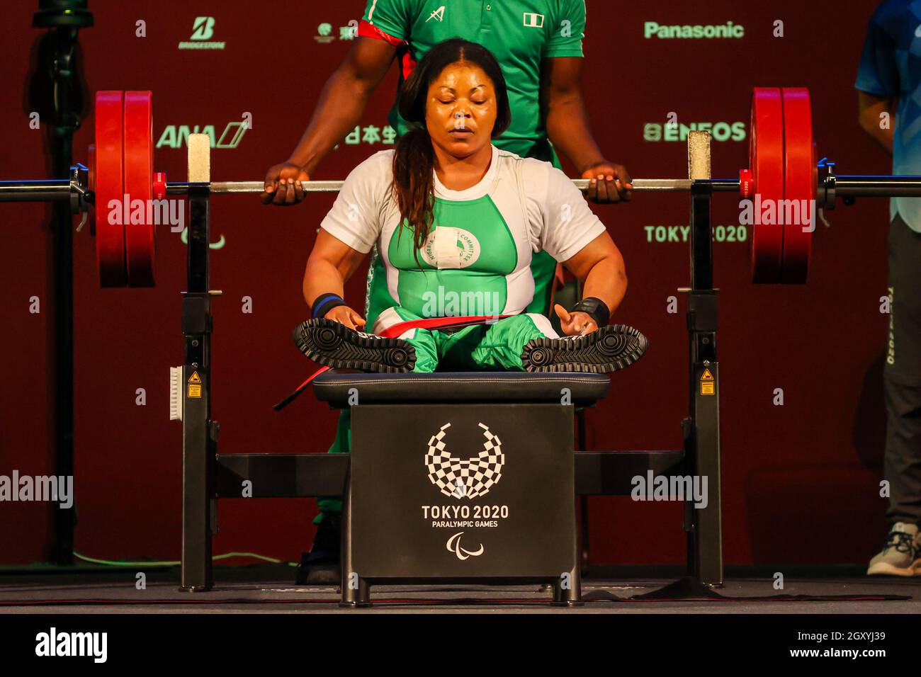 Tokio, Japan. 2021. August. Para Powerlifting Frauen bis zu 61 kg. Ejike Lucy Nigeria (NGR). Bronze-Medaillengewinnerin Stockfoto