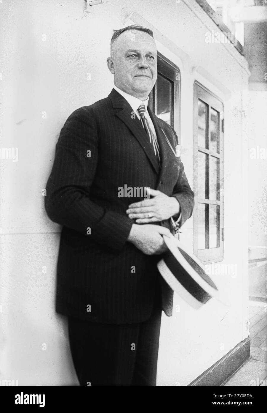 Ein Vintage-Foto um 1924 von Graf Erich von Zeppelin Neffe des Luftfahrtingenieurs und Konstrukteurs des Zeppelin-Starrflugschiffes Graf Ferdinand von Zeppelin Stockfoto