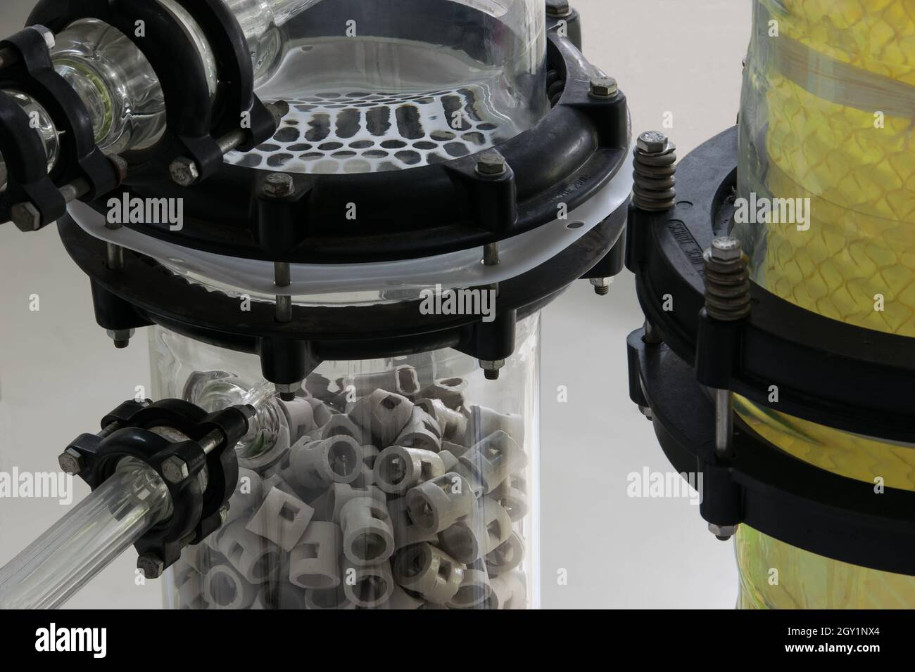 Teil der Destillationsanlage - chemische Technik Stockfoto