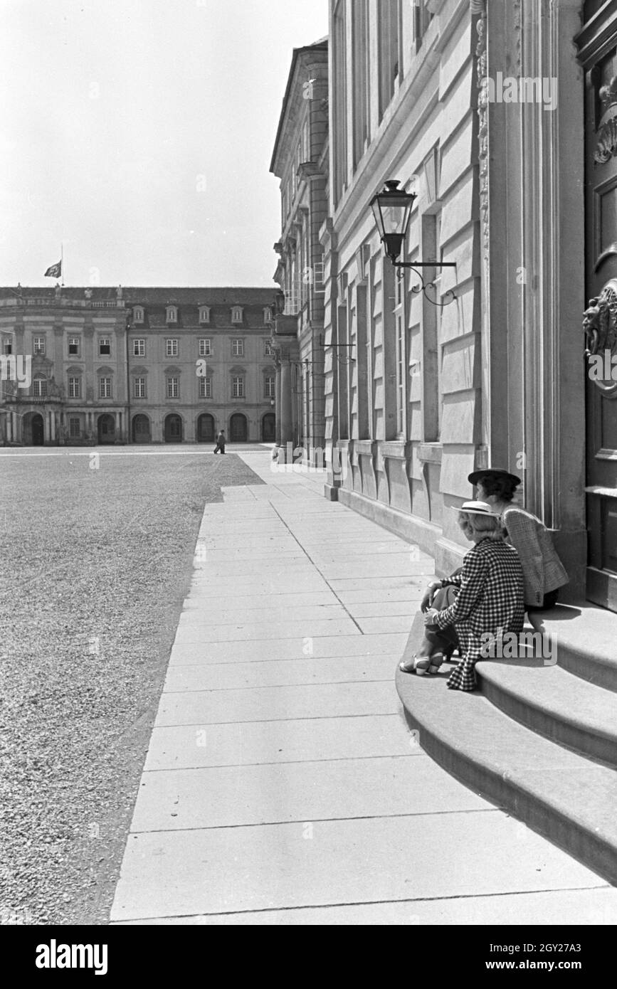 Das barocke Residenzschloss Ludwigsburg, Deutschland 1930er Jahre. Das barocke Schloss Ludwigsburg, Deutschland 1930. Stockfoto