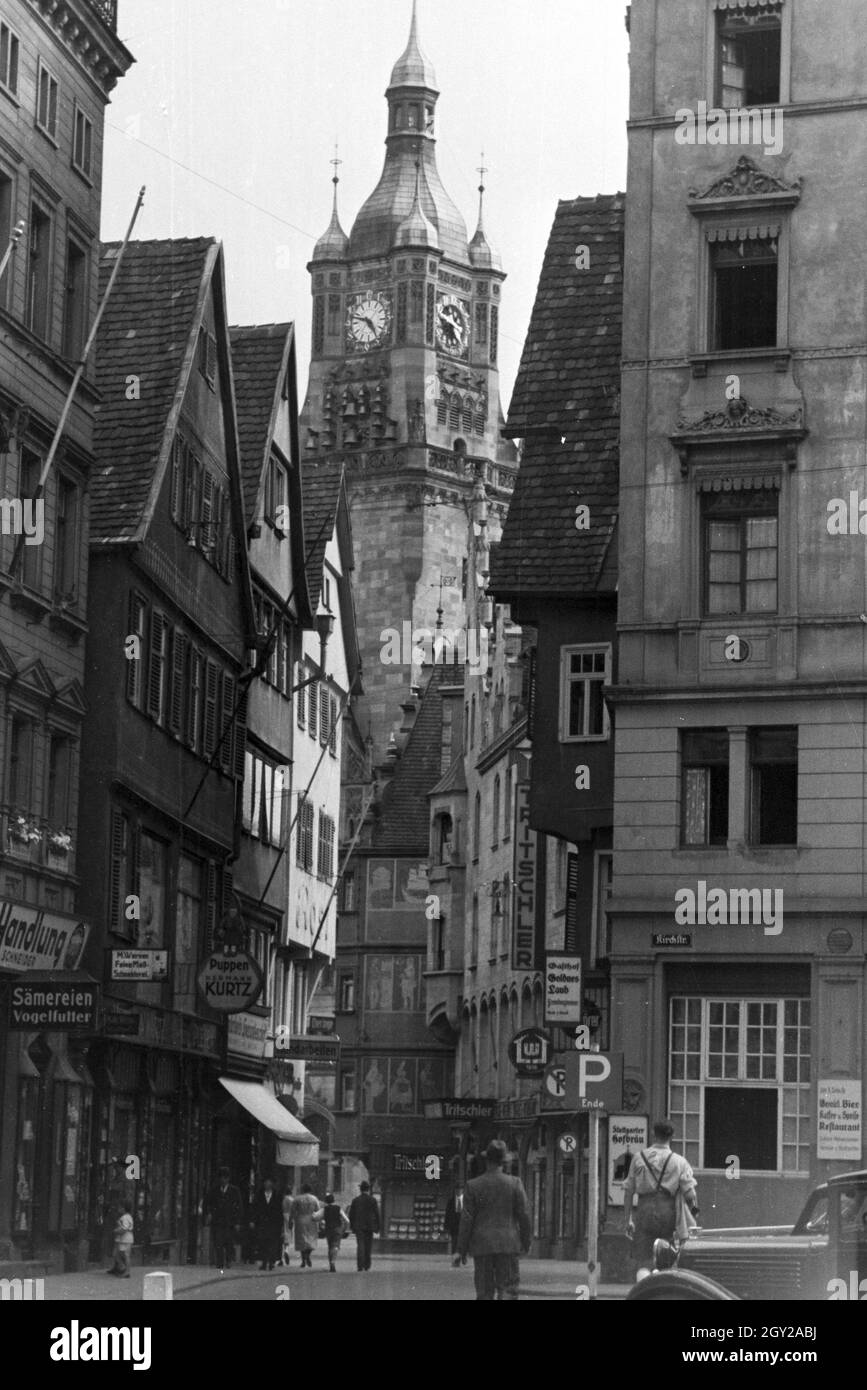 Der Turm des alten Stuttgarter Rathauses, das im Zweiten Weltkrieg zerstört wurde, Deutschland 1930er Jahre. Der Turm der alten Rathaus Stuttgart, die während des Zweiten Weltkrieges zerstört wurde, Deutschland 1930. Stockfoto