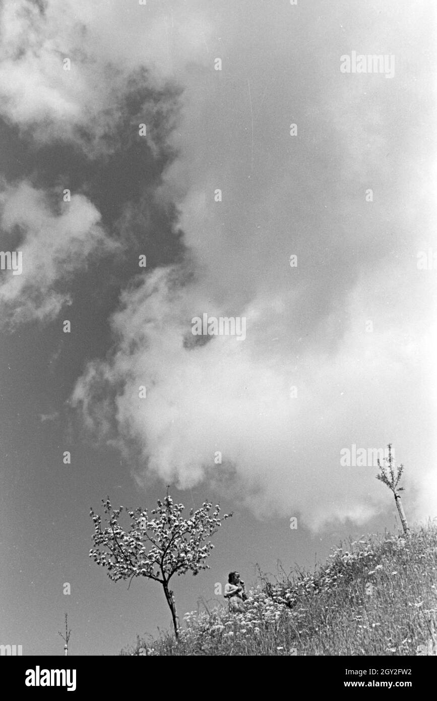 Ein Ausflug nach Freiburg im Breisgau, Deutsches Reich 30er Jahre. Eine Exkursion nach Freiburg im Breisgau, Deutschland 1930. Stockfoto