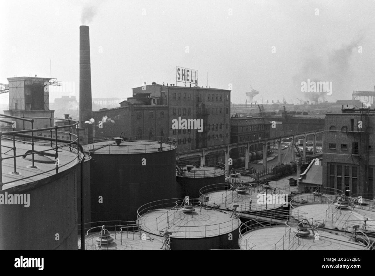 Blick in die Shell AG in Hamburg, Deutschland 1930er Jahre. Blick auf die Deutsche Shell AG, Hamburg, Deutschland 1930. Stockfoto